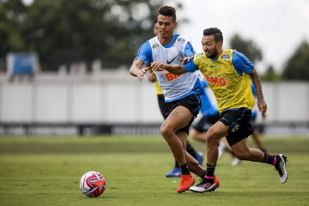 Richard e Clayson no treino deste sábado no CT Joaquim Grava