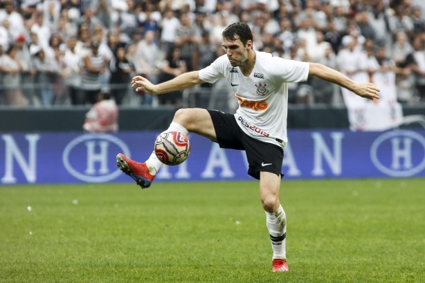 Boselli em ação na partida contra o Oeste