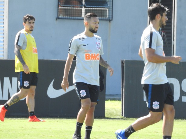 Fagner, Clayson e Méndez