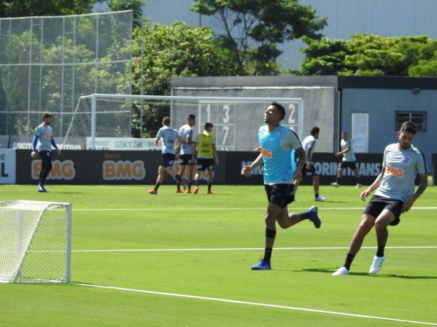 Gustagol foi bastante participativo no treino desta segunda-feira