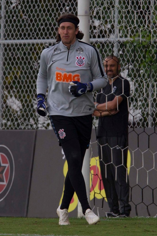 Cássio treina no CT para jogo contra o Ituano, na quarta-feira, pelo Campeonato Paulista