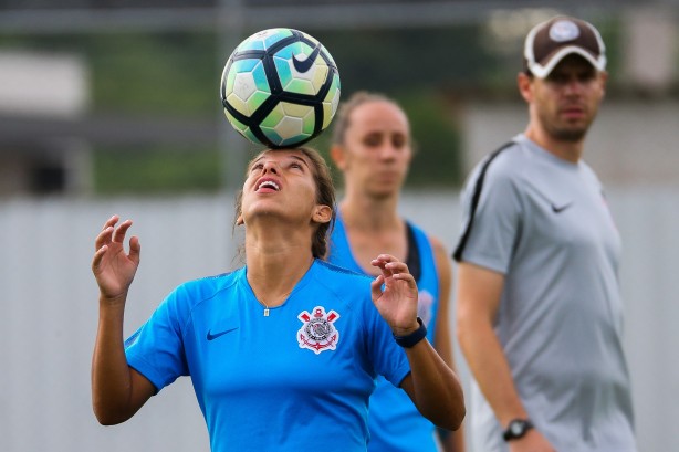 Zagueira Pardal no treino de hoje do Corinthians Futebol Feminino