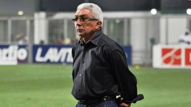 Givanildo hoje  treinador do Amrica-MG, aos 70 anos de idade