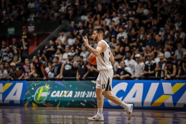 Corinthians perdeu por 92 a 73 par ao Flamengo, pelo NBB