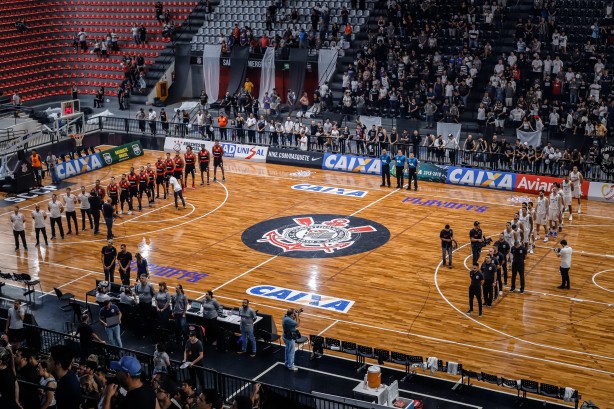 Ginásio Wlamir Marques lotado para jogo entre Corinthians e Flamengo, pelo NBB