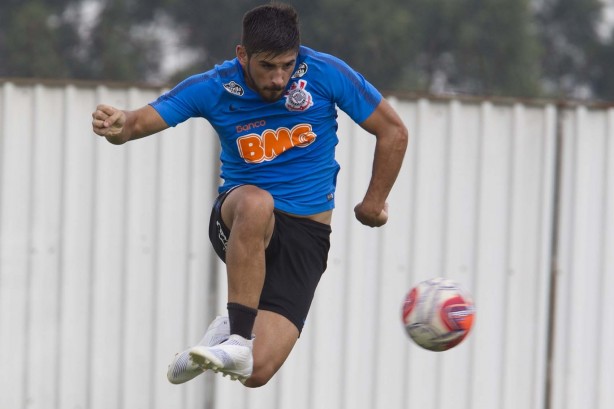 Bruno Méndez no treino de hoje no CT Joaquim Grava