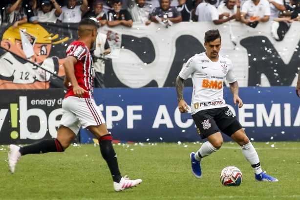 Fagner durante embate contra o São Paulo, pela final do Paulistão 2019