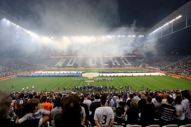 Mosaico "Sangue no olho" exibido antes de Corinthians x Cruzeiro