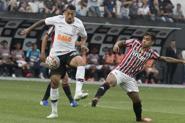 Ralf em partida contra o São Paulo, pela final do Campeonato Paulista