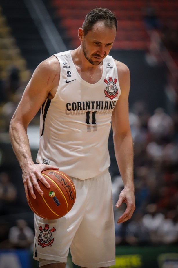 Teichmann na derrota para o Flamengo, pelo NBB