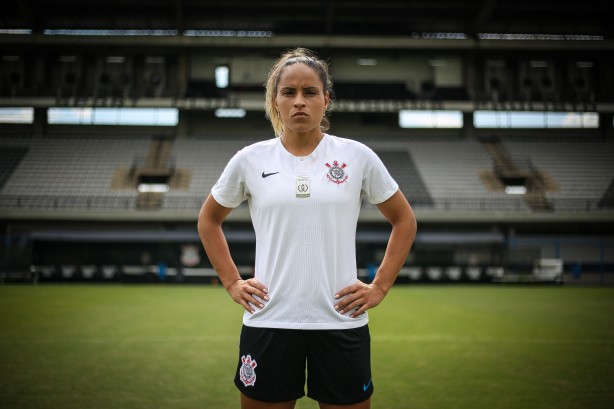 A nova zagueira do Corinthians Mônica Hickmann