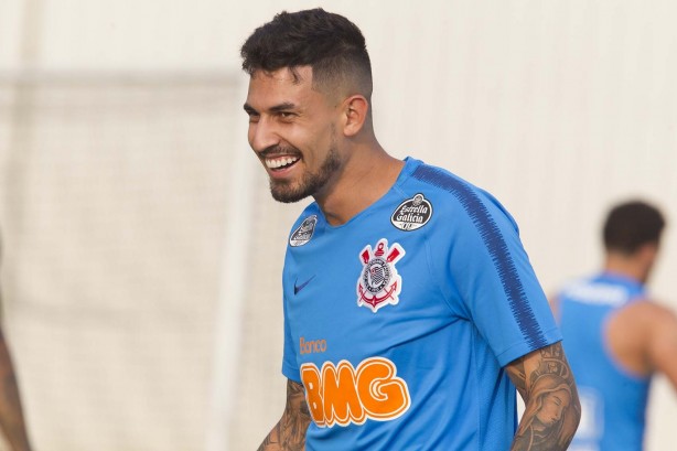 Pedro Henrique no treino de reapresentação do Corinthians no CT Joaquim Grava