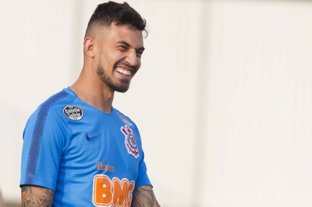 Thiaguinho no treino de hoje no CT Joaquim Grava