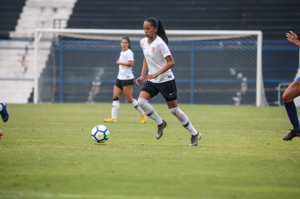 Adriana na goleada por 3 a 0 contra o São José, pelo Brasileirão Feminino