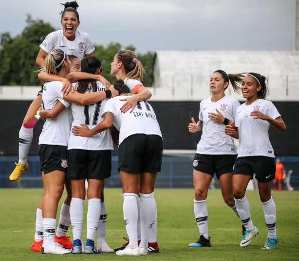 Corinthians Futebol Feminino durante jogo contra o São José, pelo Paulistão da categoria