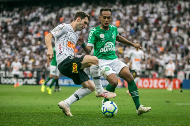 Boselli em jogada contra a Chapecoense, pelo Brasileirão