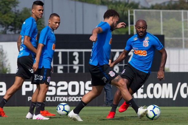 Corinthians faz último treino do Corinthians antes de enfrentar a Chapecoense