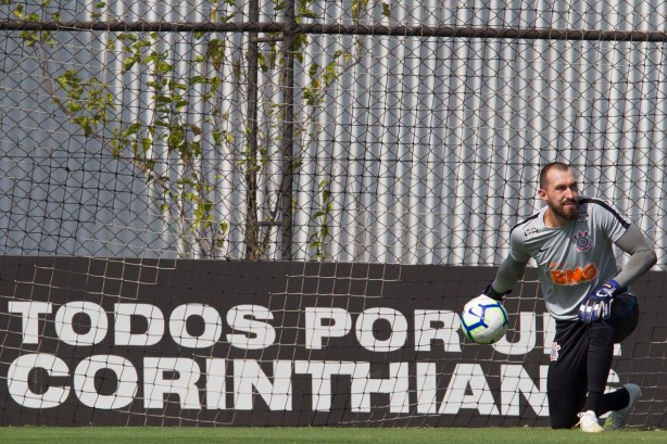 Walter durante o último treino do Corinthians antes de enfrentar a Chapecoense