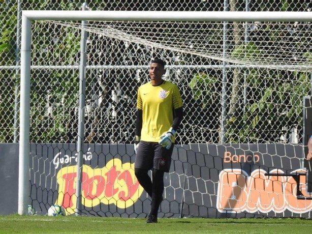 Eugênio foi titular nesta segunda-feira