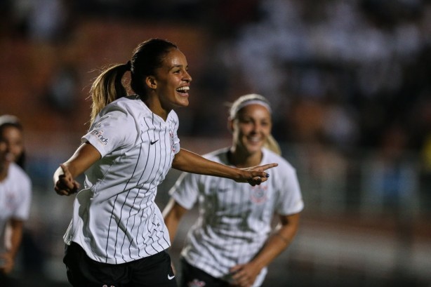 Gabi Nunes marcou gol contra o Iranduba, pelo Brasileirão Feminino