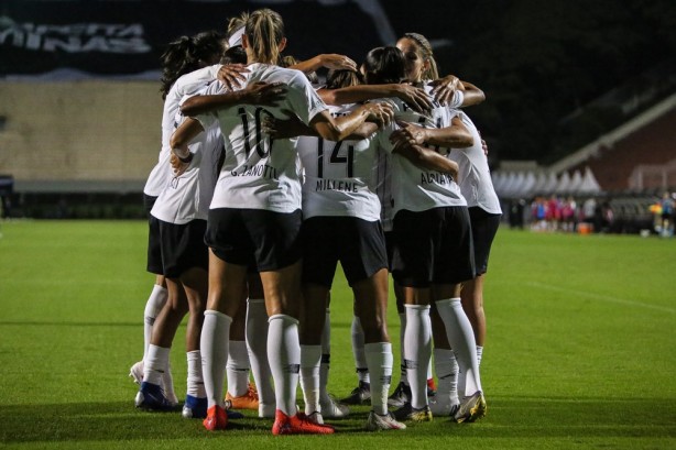 Meninas do Corinthians venceram o Iranduba por 3 a 1, pelo Brasileirão Feminino