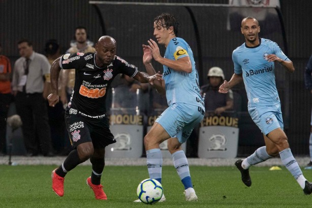 Love em partida contra o Grêmio, pelo Campeonato Brasileiro