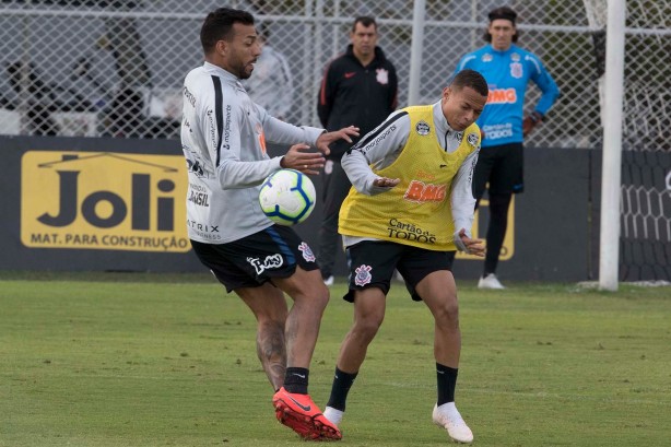 Michel e Janderson treinando no CT Joaquim Grava