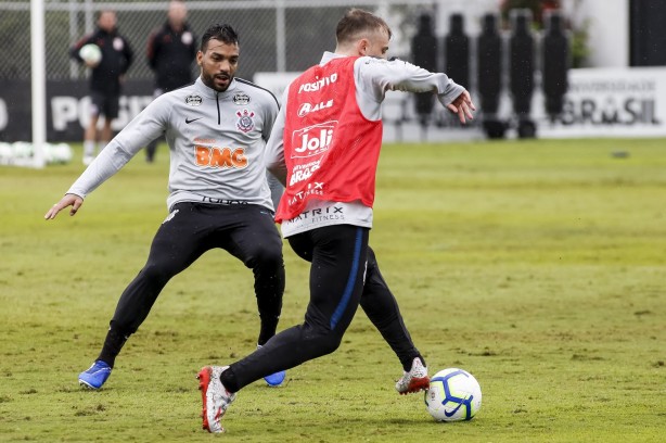 Michel Macedo no treino deste sábado no CT Joaquim Grava