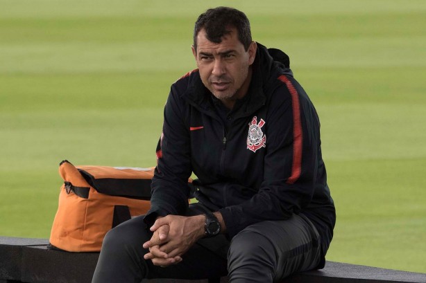 Fábio Carille comanda o primeiro treino após vitória deste domingo