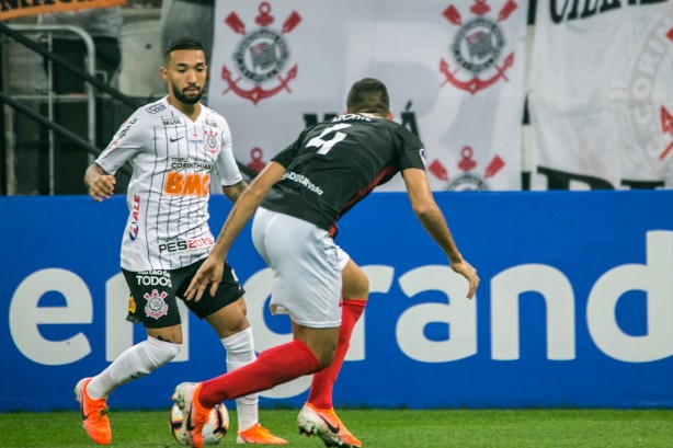 Clayson no duelo contra o Deportivo Lara, pela Sul-Americana