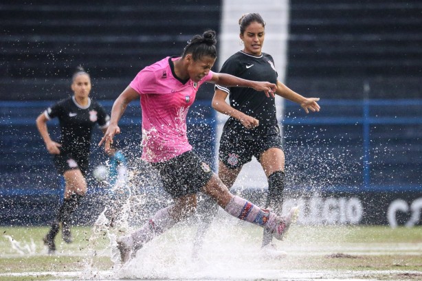 Corinthians goleou o Vitória-PE por 5 a 0, pelo Campeonato Brasileiro Feminino