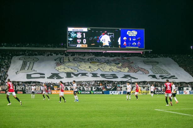 Placar do telão na Arena Corinthians já mostrava vantagem alvinegra aos 6 do primeiro tempo