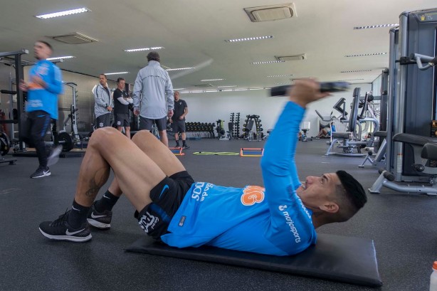 Ralf na academia do CT Joaquim Grava durante o treino desta segunda-feira