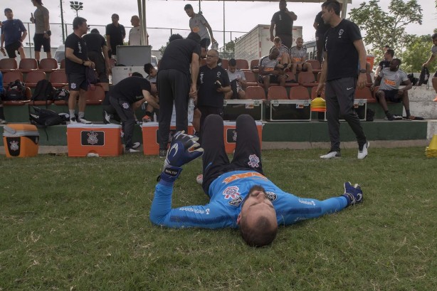 Goleiro Walter no treino do Corinthians na Venezuela
