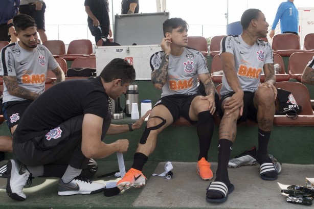 Pedro Henrique, Fagner e Gustavo no treino já em solo venezuelano