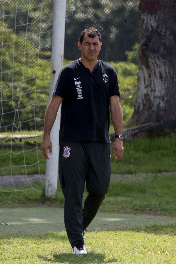 Carille comanda último treino do Corinthians antes do jogo contra o Deportivo Lara