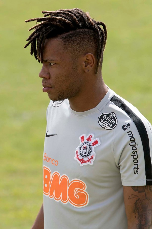 Matheus Jesus no último treino do Corinthians antes do jogo contra o Lara, pela Sul-Americana