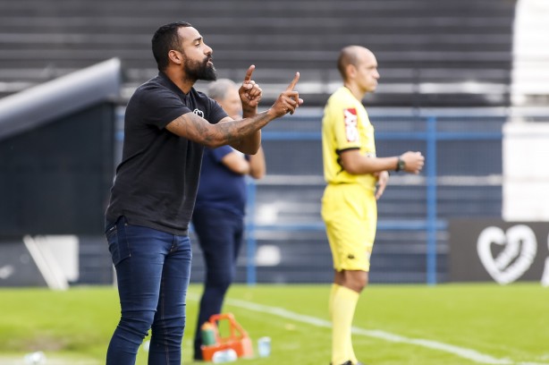 Coelho em partida contra o São Caetano, pelo Campeonato Paulista Sub-20