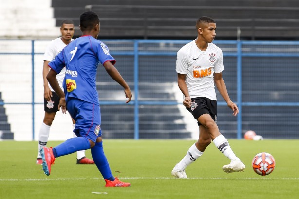 Igor no duelo contra o São Caetano, pelo Campeonato Paulista Sub-20