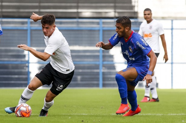 Rafinha no jogo contra o São Caetano, pelo Campeonato Paulista Sub-20