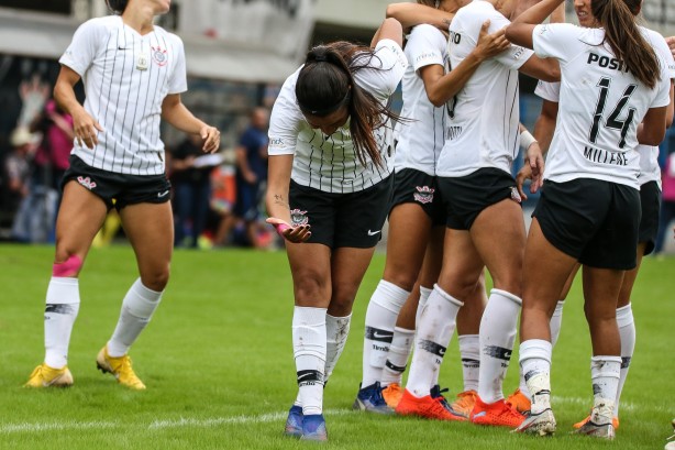 Meninas do Timão Feminino venceram o Taubaté por 3 a 1