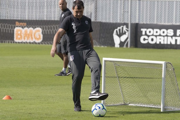 Carille comanda primeiro treino antes do duelo contra o Flamengo, pela Copa do Brasil