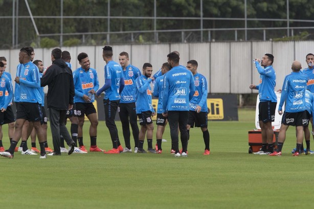 Timão treina no domingo para enfrentar o Flamengo, na próxima terça-feira