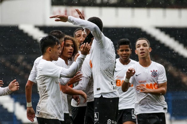Timãozinho Sub-15 venceu o Audax por 2 a 0, pelo Paulista da categoria