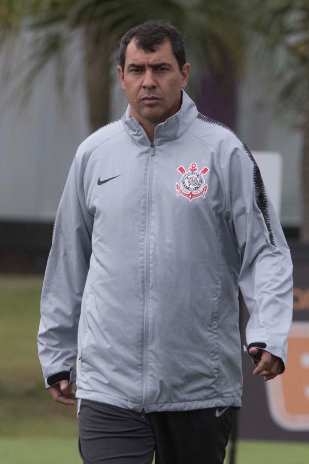 Fábio Carille no primeiro treino após eliminação para o Flamengo, pela Copa do Brasil