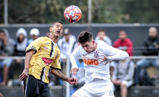 Rafinha no jogo contra o São Bernardo pelo Paulistão Sub-20