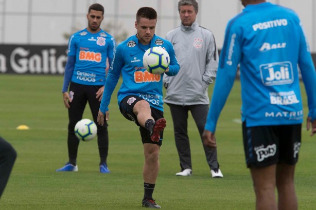 Ramiro no primeiro treino após eliminação para o Flamengo, pela Copa do Brasil