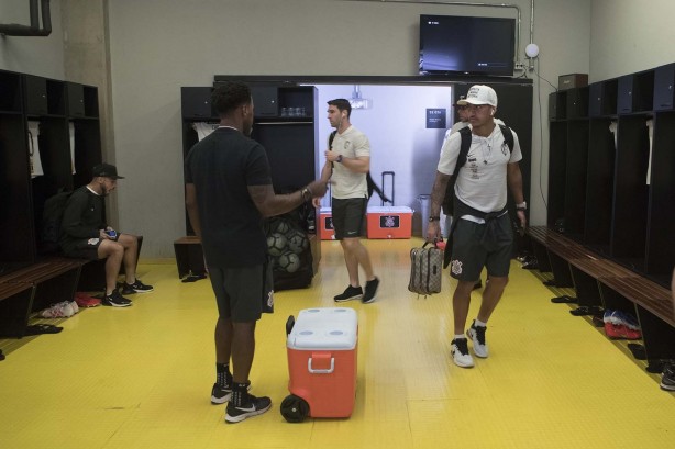 Jogadores se preparam para enfrentar o Cruzeiro no Mineirão