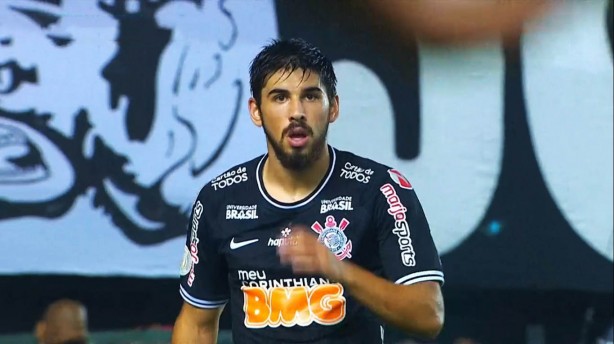 Méndez foi o jogador mais exigido do Corinthians na primeira etapa