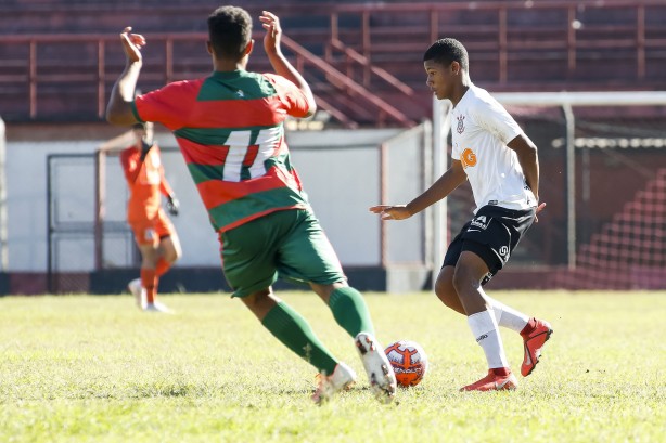 Corinthians e Portuguesa não saíram do empate pelo Paulista Sub-15